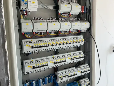 Smart rozvádzač – Čierne Pole – foto 1